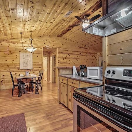 Broken Bow Starlight Cabin With Private Hot Tub! Exteriér fotografie