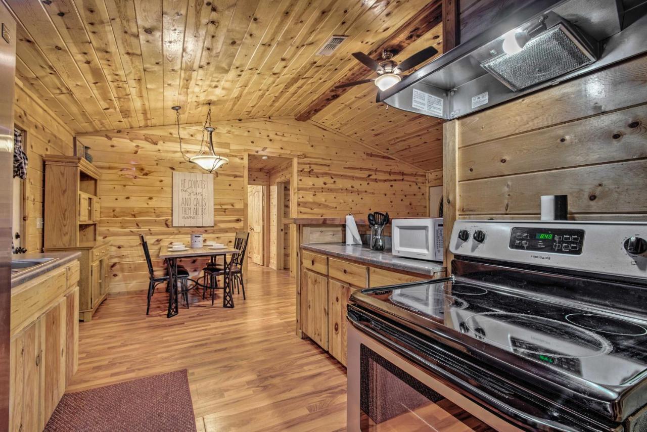 Broken Bow Starlight Cabin With Private Hot Tub! Exteriér fotografie